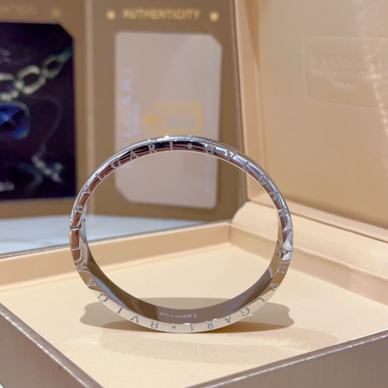 Bv1g*ai bracelets